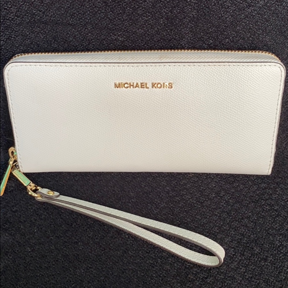 Authentic Michael Kors - image 1